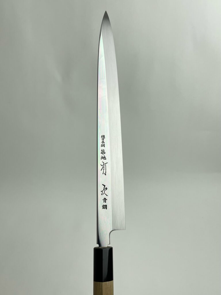 純日本鋼本焼柳刃包丁鏡面仕上げ青2鋼 青2鋼を使用した水焼きの鏡面仕上げの本焼き刺身包丁です。